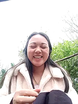 Show de Rose-222 na webcam