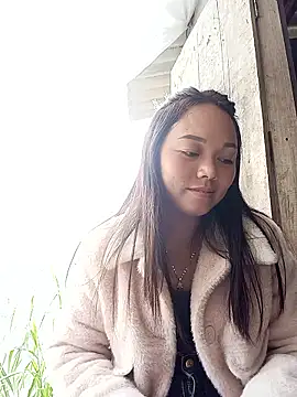 Rose-222 Show in webcam