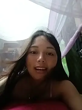 Rose-222's Live XXX Chat