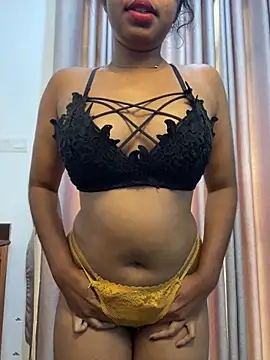 Show de ZELINA_WOOFY na webcam