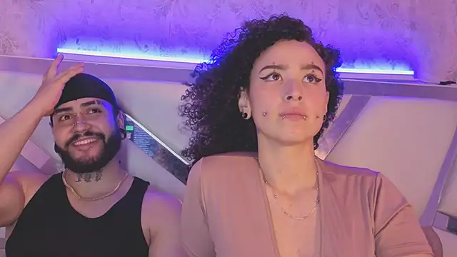 دردشة Benny_and_Mark الجنسية المباشرة