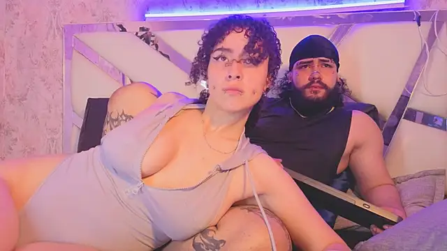 Benny_and_Mark Chat XXX in diretta