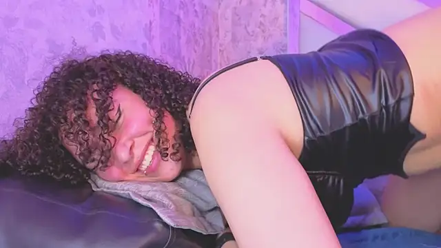 Benny_and_Mark Chat XXX live