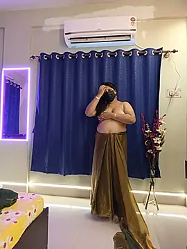 noty_girl2: διαδικτυακό σόου στην κάμερα