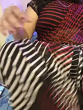 noty_girl2のウェブカメラショー