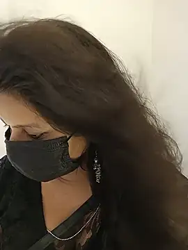 noty_girl2 Webcam Show