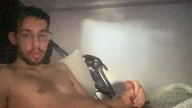 adam88231 Webcam Show