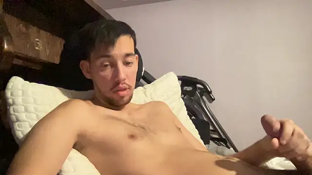 adam88231 – webcam-show