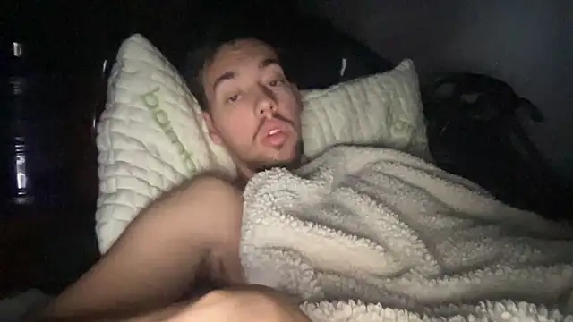 adam88231 webkamerás műsora
