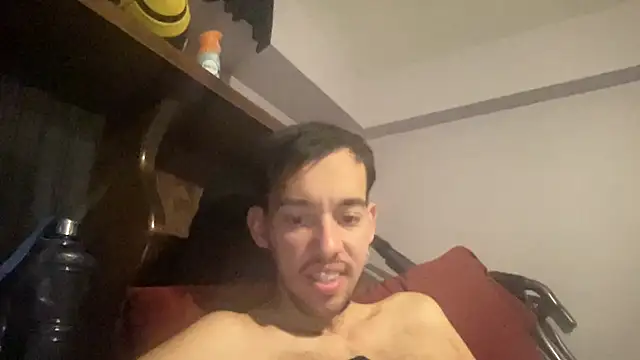 הופעת וובקאם של adam88231