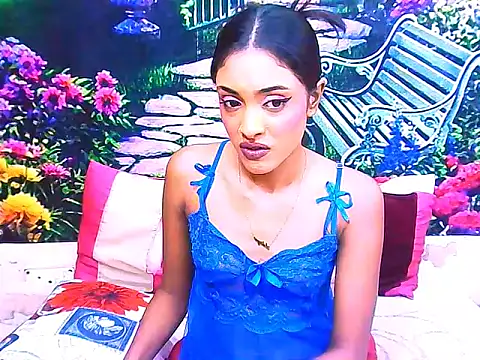 IndianPretty14u2Luv Live XXX Chat