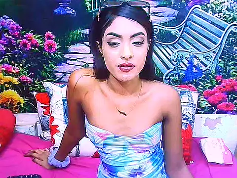 Sala de chat en directo de IndianPretty14u2Luv
