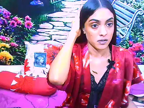 Chat +18 de IndianPretty14u2Luv ao vivo