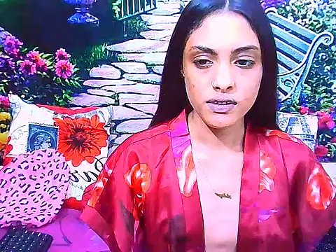 IndianPretty14u2Luv – Live XXX-chat