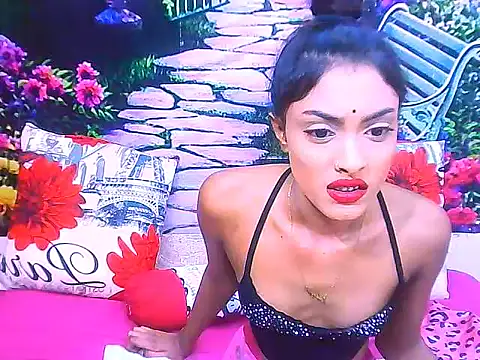 IndianPretty14u2Luv Chat XXX in diretta