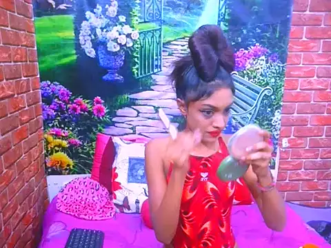 IndianPretty14u2Luv's Live XXX Chat