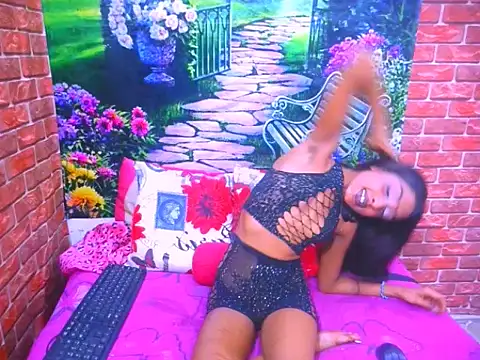 IndianPretty14u2Luv élő XXX-chatje