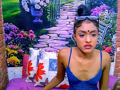 Chat XXX en directo de IndianPretty14u2Luv