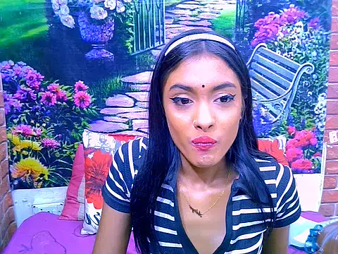 IndianPretty14u2Luv – Naživo XXX chat