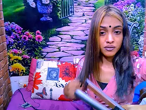 Chat +18 de IndianPretty14u2Luv ao vivo