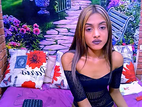 IndianPretty14u2Luv 现场XXX聊天