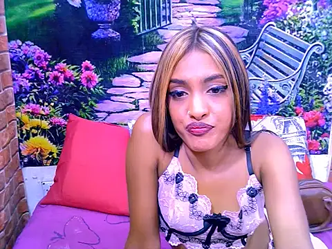 Chat +18 de IndianPretty14u2Luv ao vivo