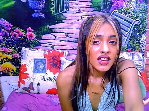 دردشة IndianPretty14u2Luv الجنسية المباشرة