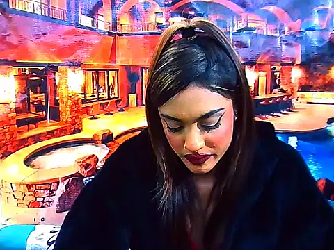 IndianPretty14u2Luv's Live XXX Chat