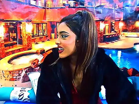 Chat +18 de IndianPretty14u2Luv ao vivo