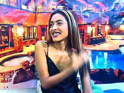 IndianPretty14u2Luv Chat XXX in diretta