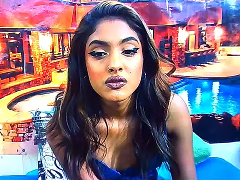 IndianPretty14u2Luv's Live XXX Chat
