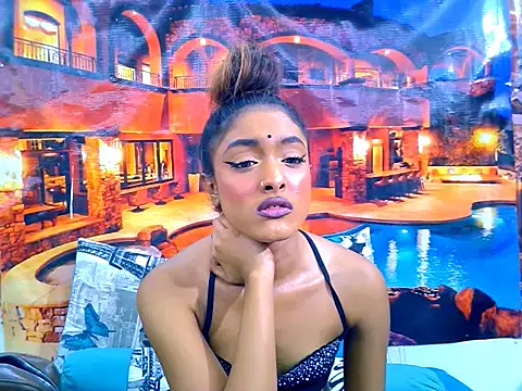 IndianPretty14u2Luv's Live XXX Chat