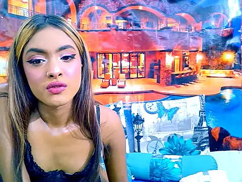 IndianPretty14u2Luv's Live XXX Chat