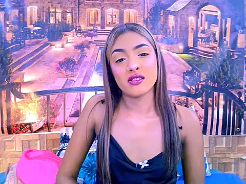 IndianPretty14u2Luv Chat XXX in diretta