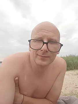 Car-public Show in webcam