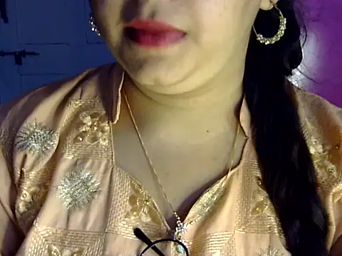 Živý XXX chat Cute_Aliyaa