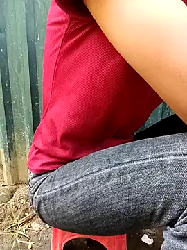 Show modela Hoa-tuylip na web-kameri