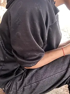 Hoa-tuylip Show in webcam