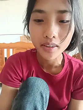 Hoa-tuylipn Live chat-huone