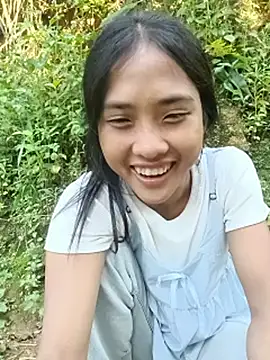 Hoa-tuylip's Live XXX Chat