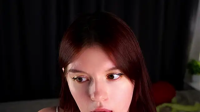 SelmaCarolfi Adlı Modelin Canlı XXX Sohbeti