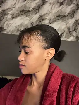 Hot_Mess18's Webcam Show