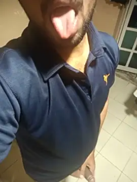 DrinkMeIn's Webcam Show