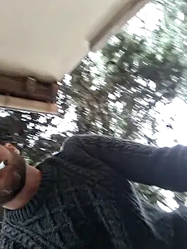 SexMachineMaks Show in webcam