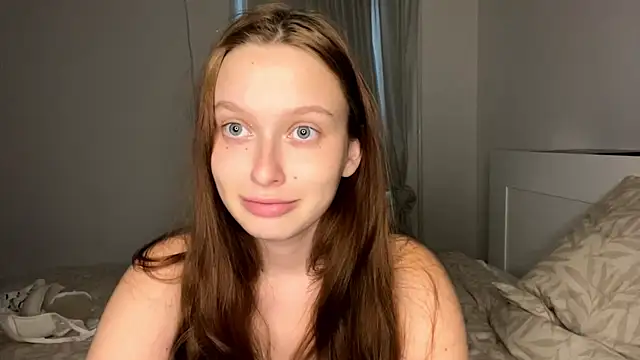 Pokazy przed kamerką – Eva_Shining_Star