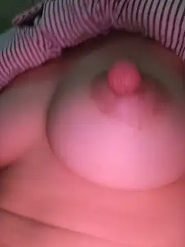 Heo_xxinhxx's Webcam Show