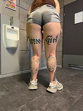TattooGirlAlia's Webcam Show