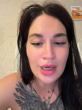 Pertunjukan Kamera Web TattooGirlAlia