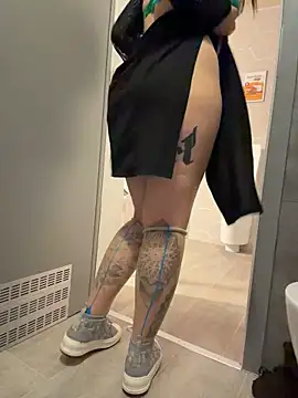 TattooGirlAlia Webcam-Show
