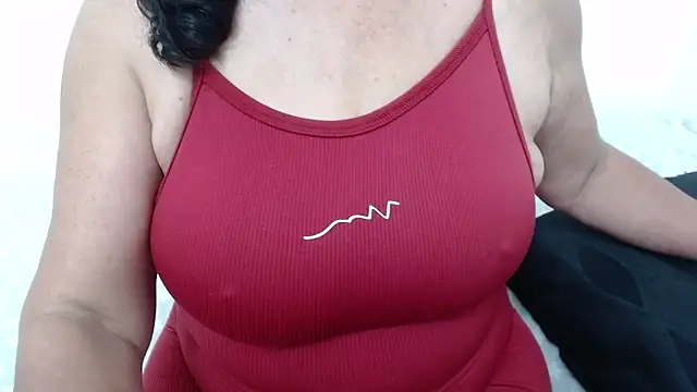 ElizabethMiler Adlı Modelin Canlı XXX Sohbeti